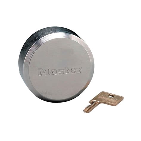 Master Lock Heavy Duty Shrouded Outdoor Keyed Padlock, 2-7/8-in Wide x ...