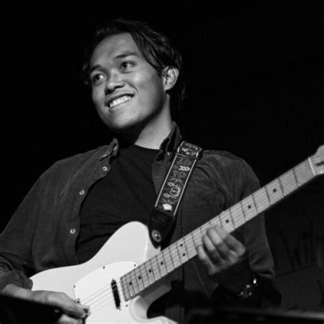 Michael - Acoustic Guitar teacher - ₹5314/h