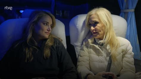 Cristina Cifuentes, sobre su accidente de moto que le dejó en la UCI ...