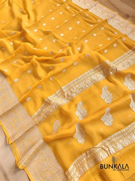 Shop Yellow Pure Chiffon Silver Zari Buti Handloom Banarasi Saree – BUNKALA