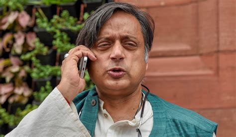 Tharoor sends legal notice to Ravi Shankar Prasad for 'murder accused ...