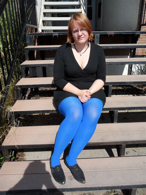 Make Your Wardrobe Come Alive with Colored Tights - Modern Women ...