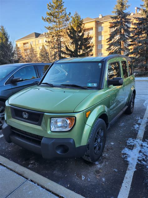 She cleans up well! First month and loving every minute. : r/HondaElement