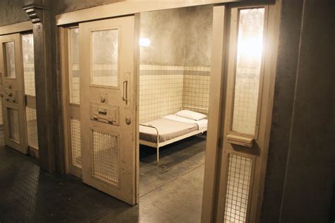 Asylum Room