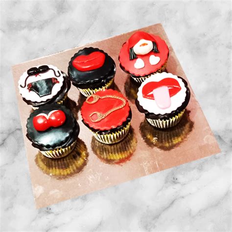 Order Bachelor Party Cupcakes Online | YummyCake