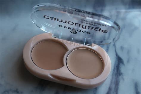 TheFabulosityDiary: Review : Essence Soft Touch Mousse and Essence Camouflage Cream Concealer