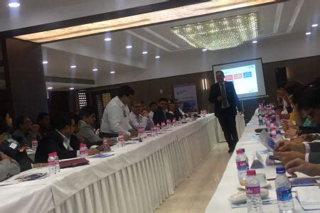 Mr. Alok Nigam, presenting Accounts ERP product at BNI