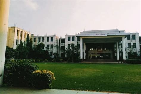Vivekananda Global University Jaipur Campus: Photos, Virtual Tour