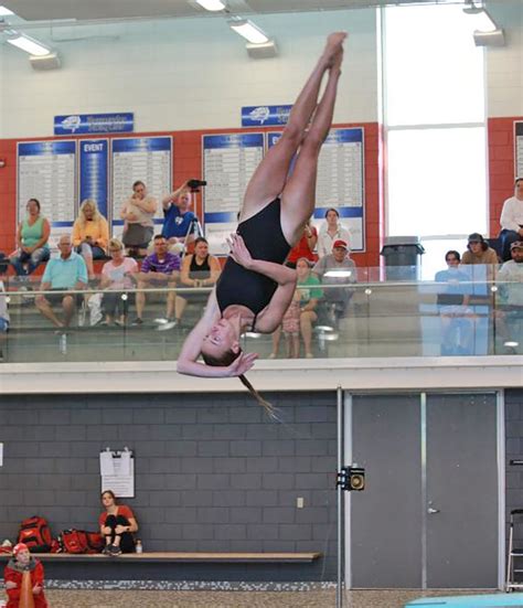 Coldwater's Calhoun sets new dive record as Cardinals down Mattawan