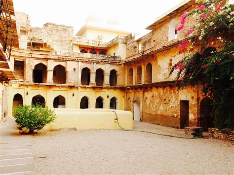 RAMATHRA FORT (Karauli, Rajasthan) - Castle Reviews, Photos, Rate ...
