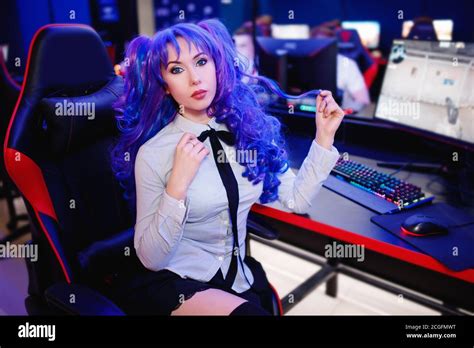 Anime Computer Assistant 的图像结果