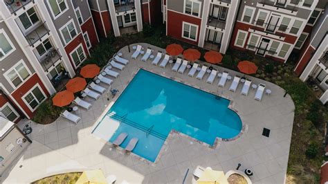Off-Campus Apartments near UNC Charlotte - The Drake