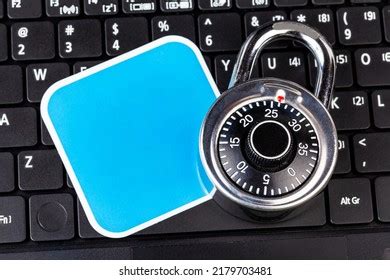 Security Key for Computer 的图像结果