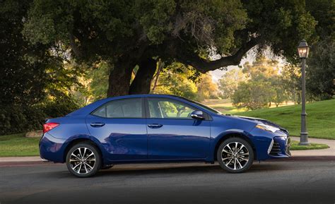 2017 Toyota Corolla | Cars Exclusive Videos and Photos Updates