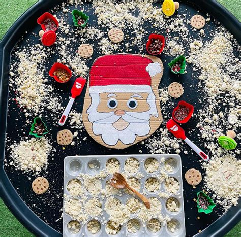 Christmas Sensory Bin and Other Activities | Twinkl Blog
