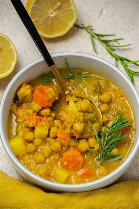 Easy Garbanzo Bean Soup (Chickpea Soup Recipe) : Jawns I Cooked