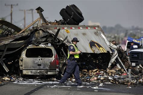 Three dead as multivehicle crash shuts down 5 Freeway in Commerce - Los ...