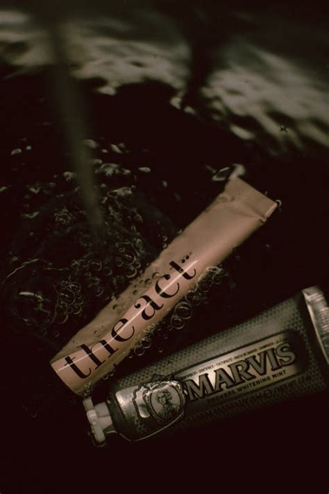 Lead Toothpaste Tube 的图像结果