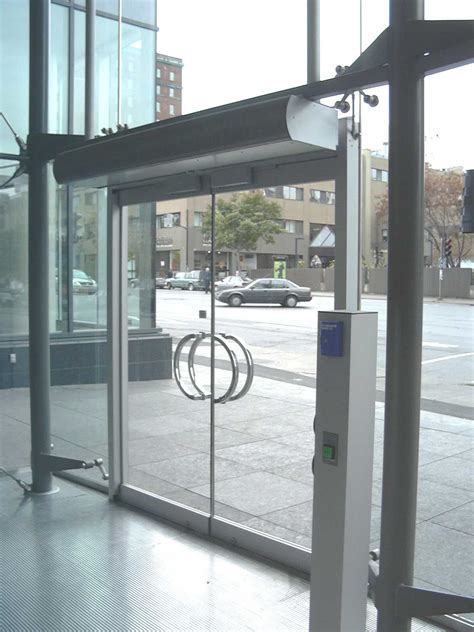 Architectural High Performance 10 Air Curtain | Berner