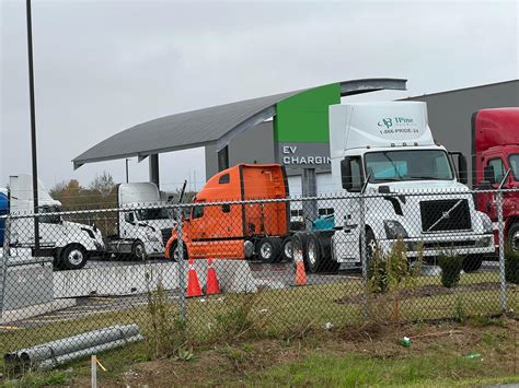 Pride Truck Sales Milton 5 Sideroad | Milton, ON | EV Station