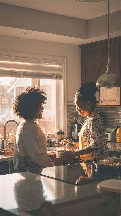 Kitchen Chat 的图像结果