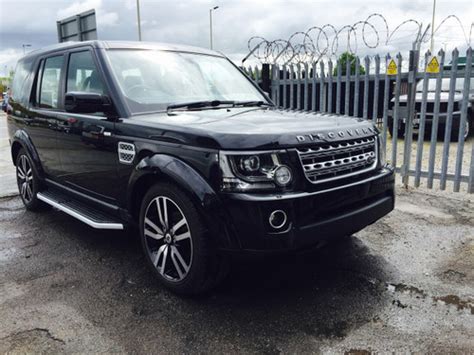 Land Rover Discovery 3 to 4 2014 Conversion Facelift - Meduza Design Ltd
