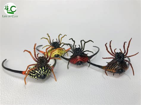 [self] Look guys, I sculpted these Orb weaver spiders. : r/spiderbro