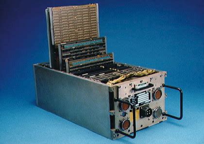 Space Tech Computer 的图像结果