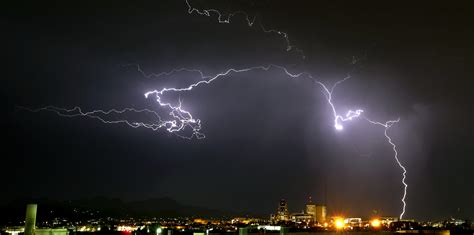 Arizona likely to see heavy rainfall from Hurricane Hilary