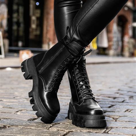 Womans Black Leather Boots on Sale | bellvalefarms.com
