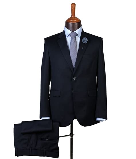 Informal Attire 的图像结果