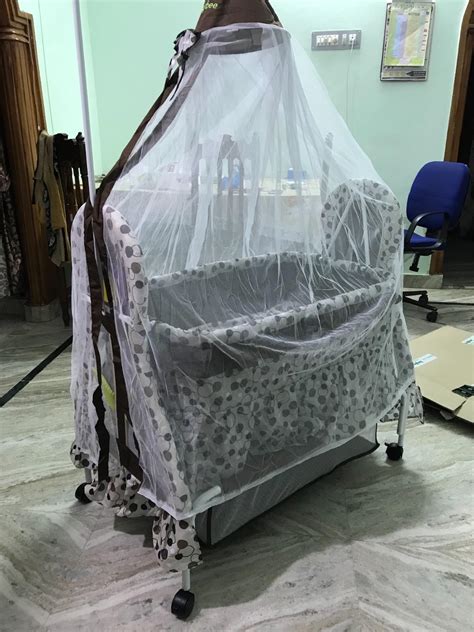 Baybee Sunflower Baby Cradle With Mosquito Net N Storage Space - Brown ...