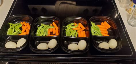 Snack meal prep. Hard boiled eggs with veggies. : r/mealprep