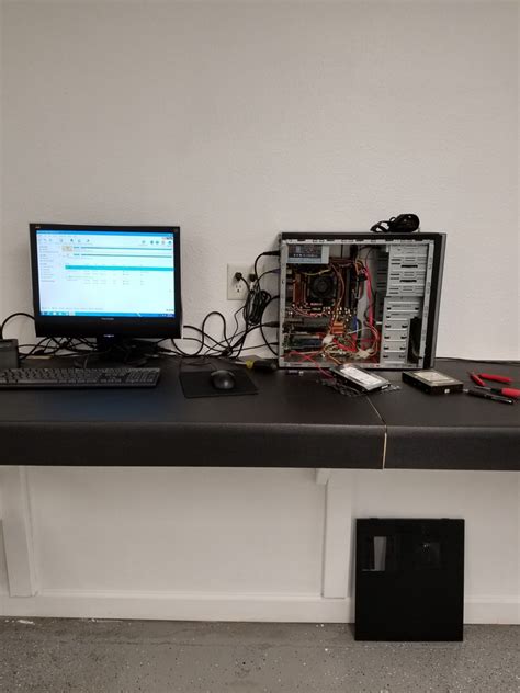 Niccar Computer Repair.com 的图像结果