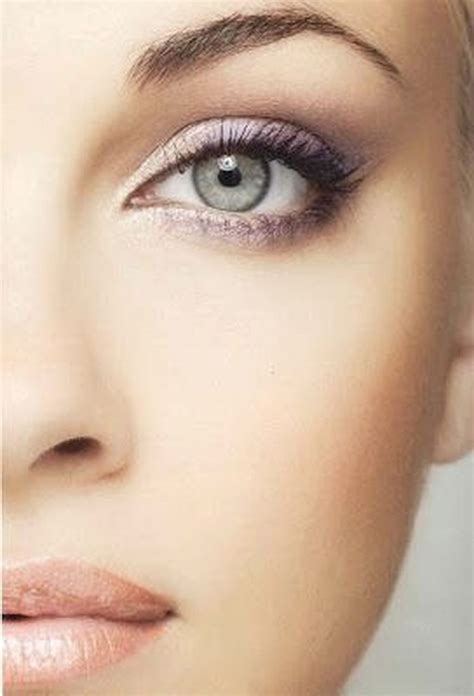 bridesmaid makeup green eyes