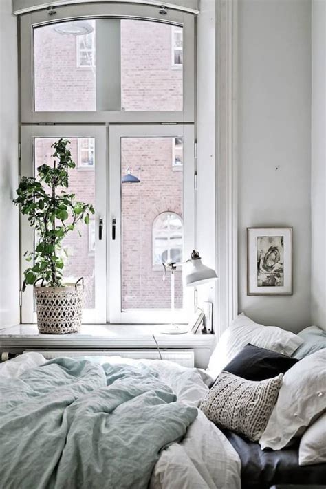 cozy bedroom accessories