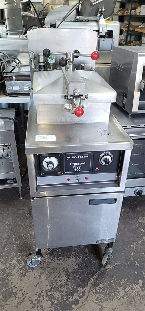 Henny Penny Pressure Fryer | Crispy Profits, Compact Footprint | Now ...