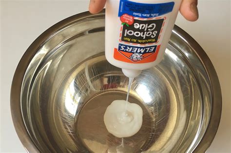 How to Make Coloured Slime With Elmer's White School Glue | Toronto ...