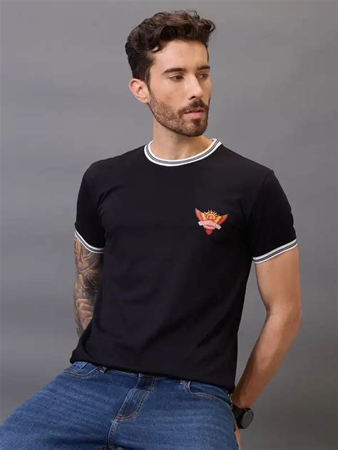 T-Shirts Merchandise: Buy Official T-Shirts Jerseys & T Shirts Online ...