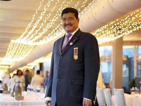 Trouble Mounts For UAE Exchange Founder BR Shetty As Banks In Middle ...