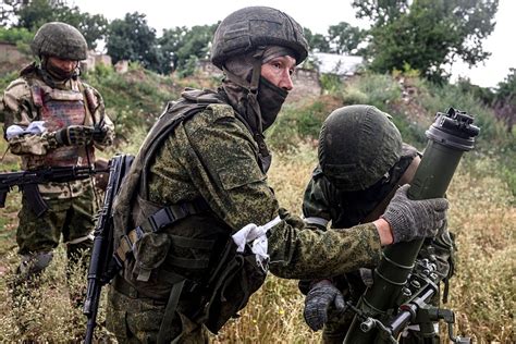 乌克兰强硬警告：若有必要，将立刻攻击俄本土！俄军用行动回应|攻击|乌克兰|俄军_新浪新闻