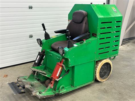 2017 Blastpro BRB3100EV Ride On Electric Floor Scraper - Platinum Truck ...