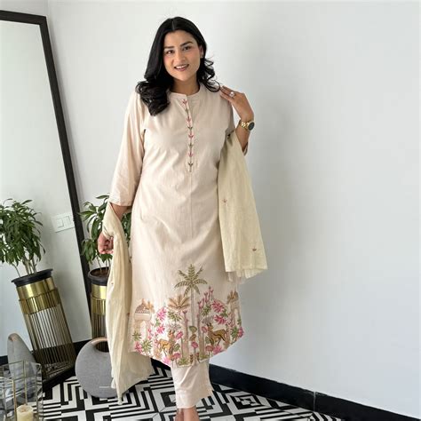 Beige Tropical Suit Set – shrisa.in