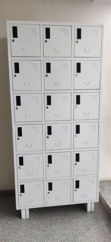 Lockers | Divakaran Storage and Handling Systems Pvt. Ltd.