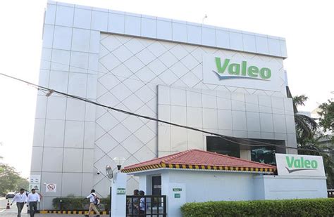 Valeo partners top Indian institutes to tap innovation, make students ...