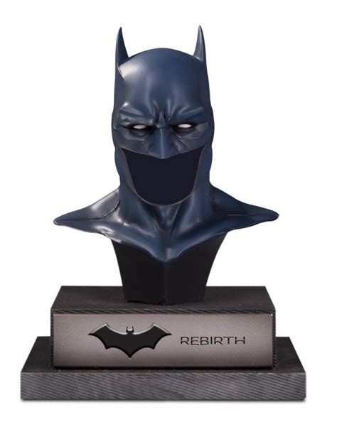 DC Collectibles Rebirth DC Gallery Batman Cowl 1/2 Scale Limited Editi