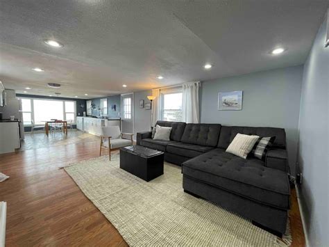 Lakefront Home - Watch the Sunset on the Lake! - Cottages for Rent in ...