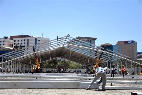 Construction of 1000 bed COVID-19 hospital begins at Bandra Kurla Complex