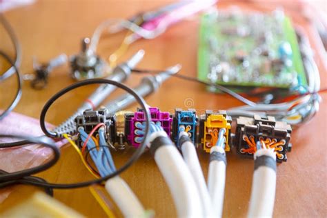 Rezultat imagine pentru Testing Circuit Board Components