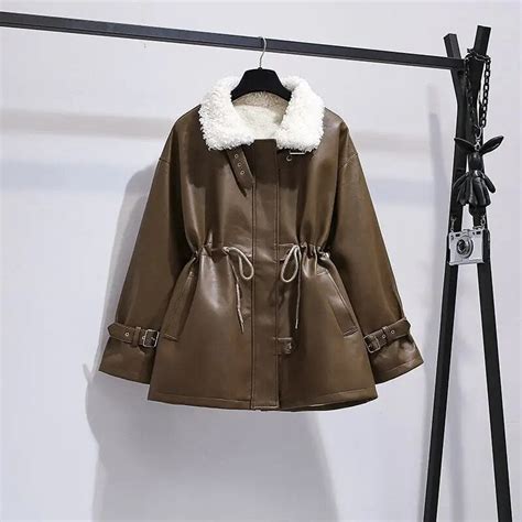 Celyn faux Leather Jacket with fur – TrenBee